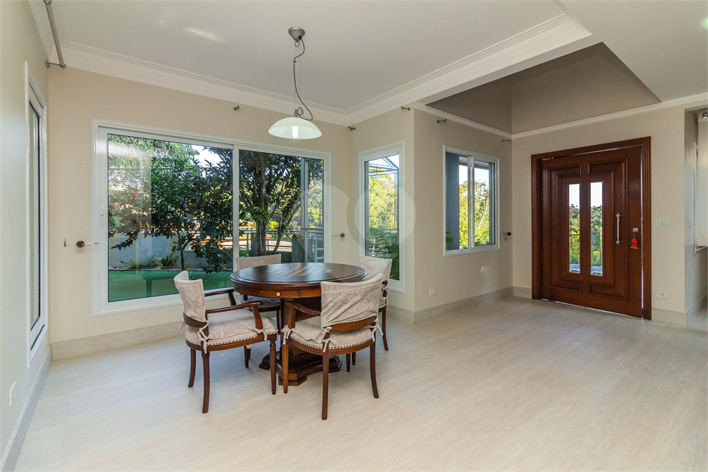 Casa Alpes da Cantareira | 3 Suítes | 8 Vagas | 360m² | Lazer e Espaço Gourmet