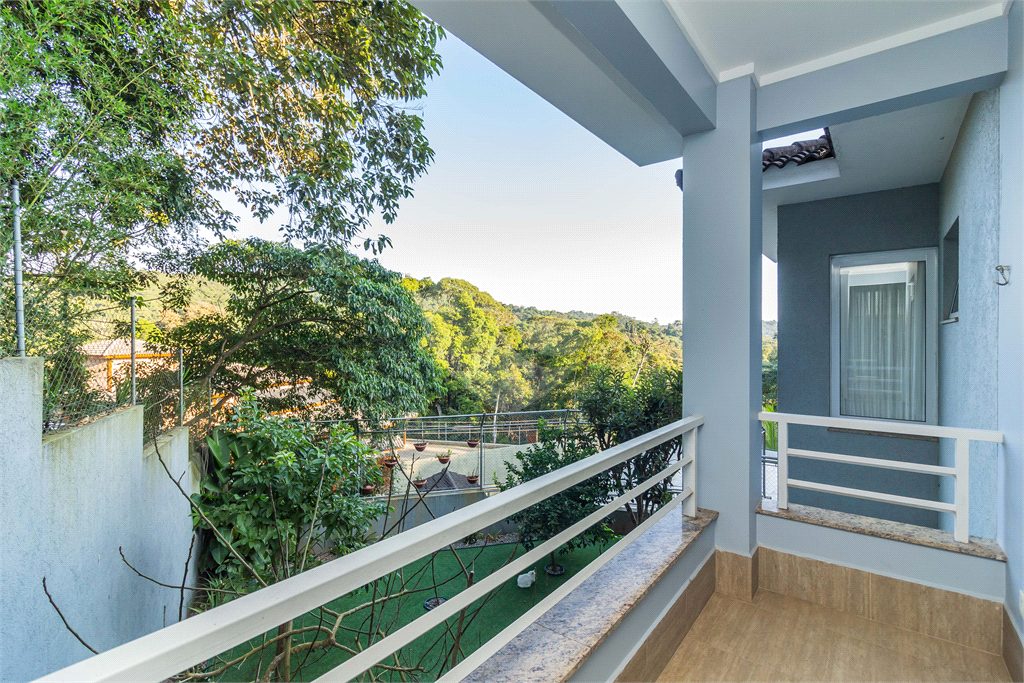 Casa Alpes da Cantareira | 3 Suítes | 8 Vagas | 360m² | Lazer e Espaço Gourmet