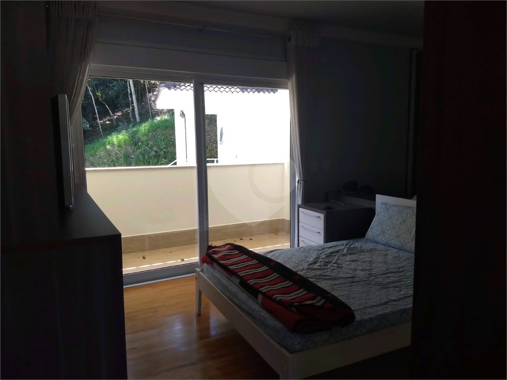 Casa de Condomínio à venda com 3 quartos, 360m² - Foto 13