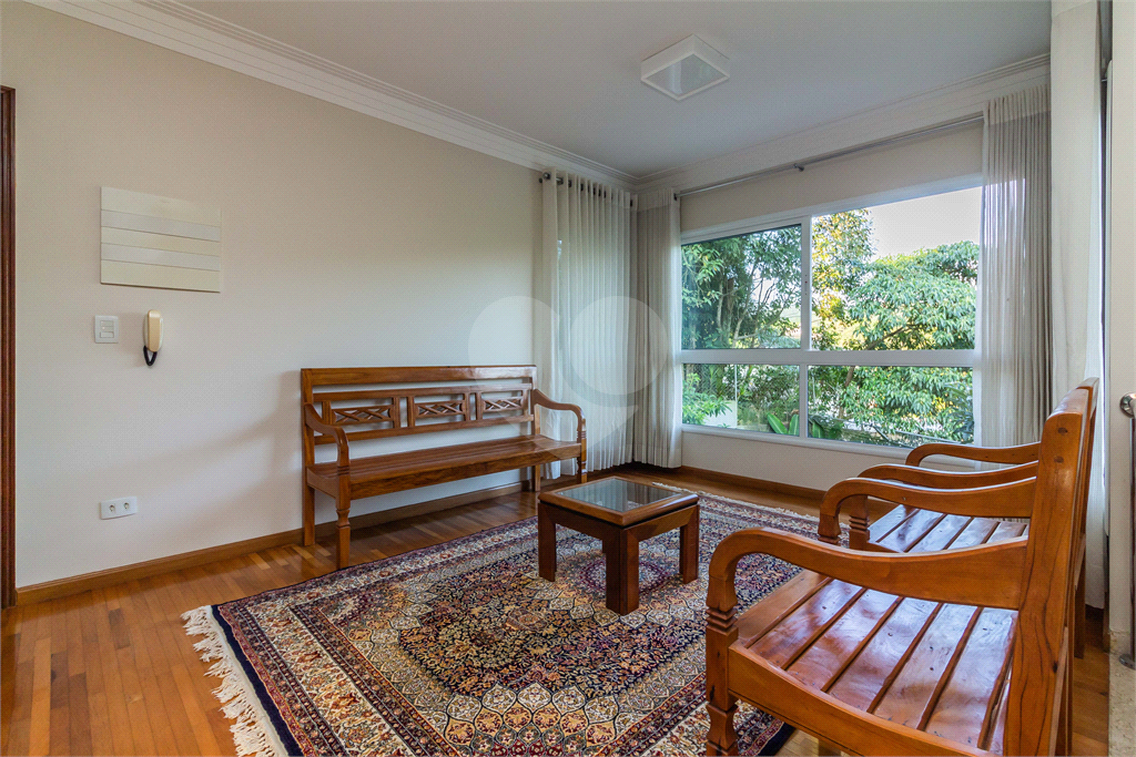 Casa Alpes da Cantareira | 3 Suítes | 8 Vagas | 360m² | Lazer e Espaço Gourmet