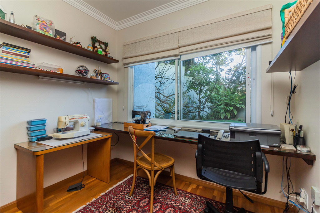 Casa Alpes da Cantareira | 3 Suítes | 8 Vagas | 360m² | Lazer e Espaço Gourmet