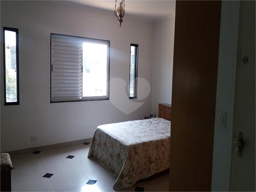 Sobrado à venda com 3 quartos, 180m² - Foto 10