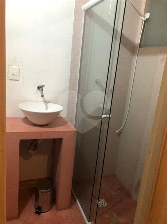EXCELENTE apartamento c/  120m² , 03 quartos 02 suítes e quintal em Pinheiros!