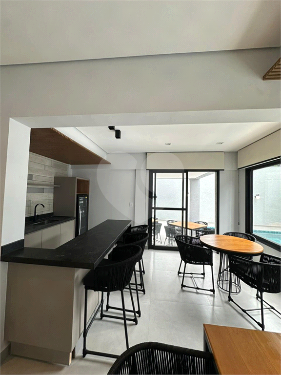 Apartamento à venda com 2 quartos, 62m² - Foto 15