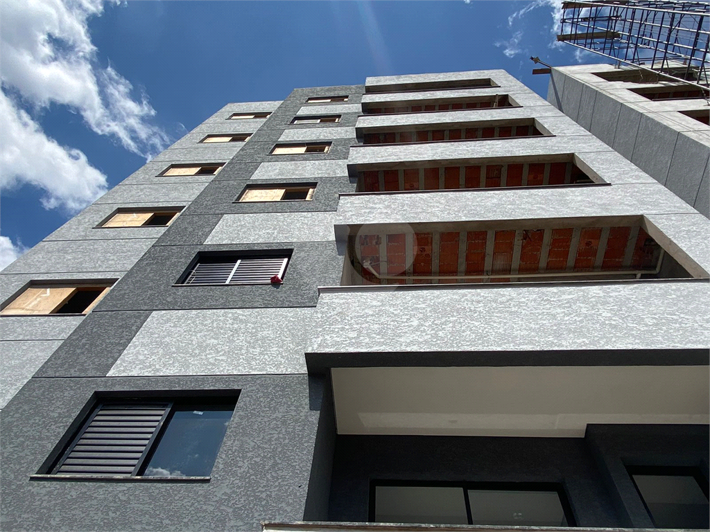 Apartamento à venda com 2 quartos, 62m² - Foto 1