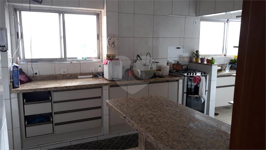 APARTAMENTO em TATUAPÉ