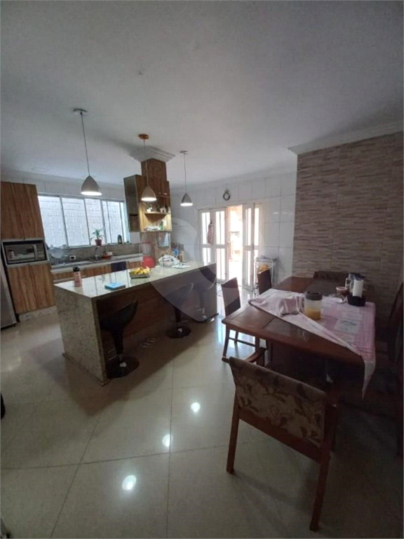 sobrado 3 dorms Tremembe