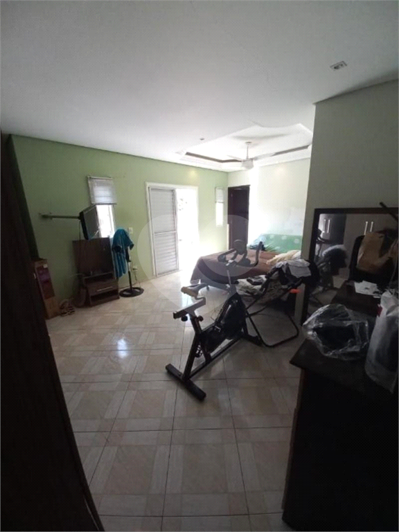 sobrado 3 dorms Tremembe
