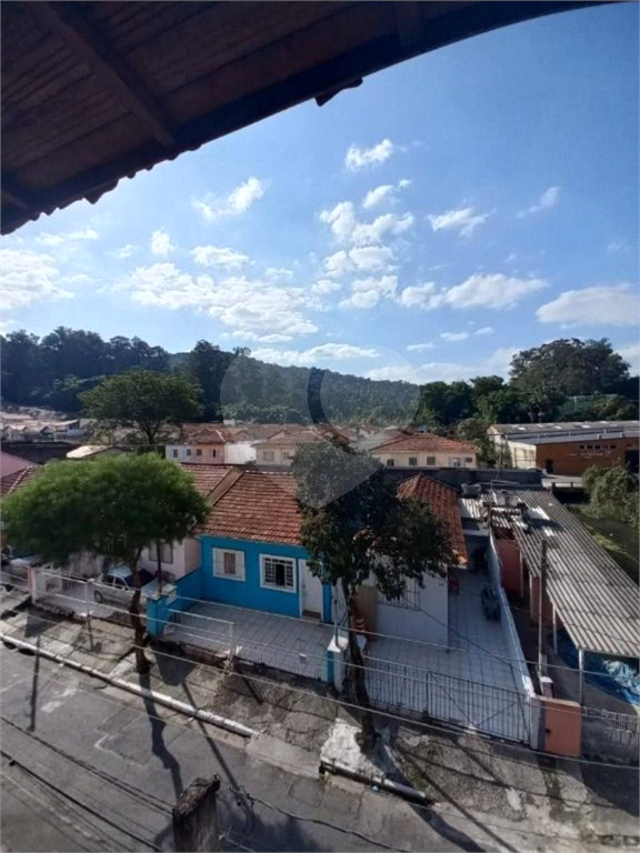 sobrado 3 dorms Tremembe