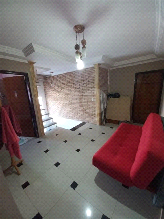 sobrado 3 dorms Tremembe