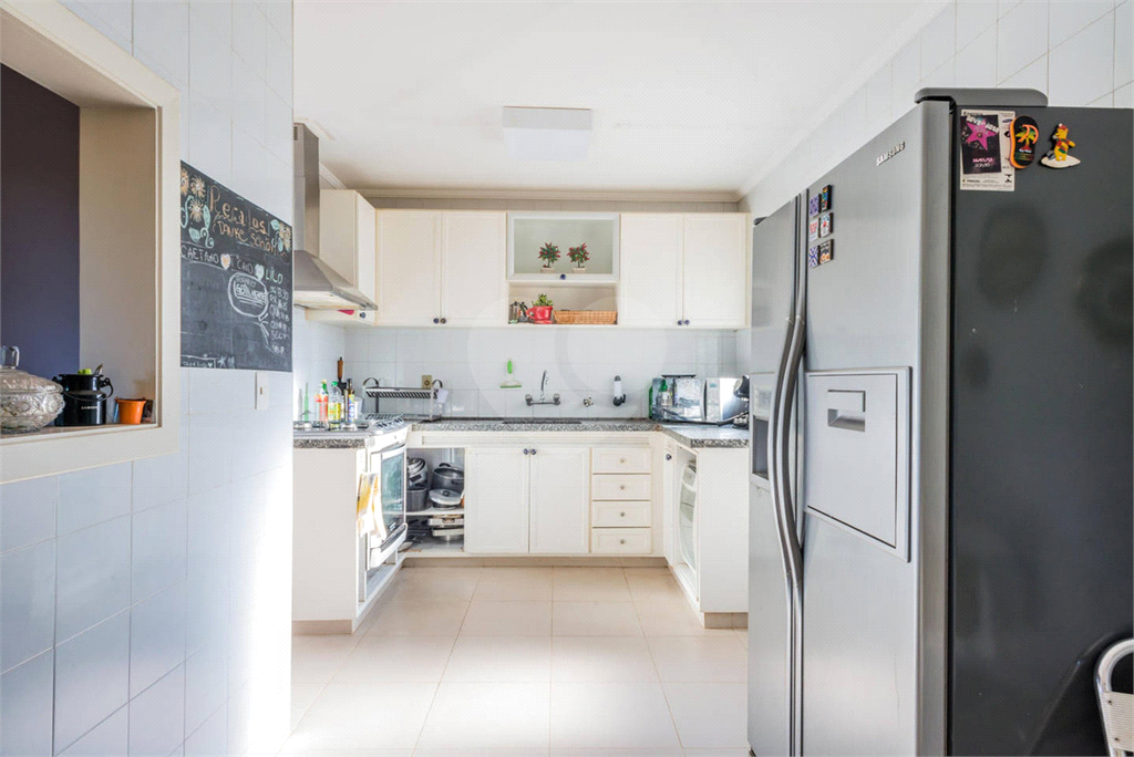 Casa de Condomínio à venda com 3 quartos, 430m² - Foto 18