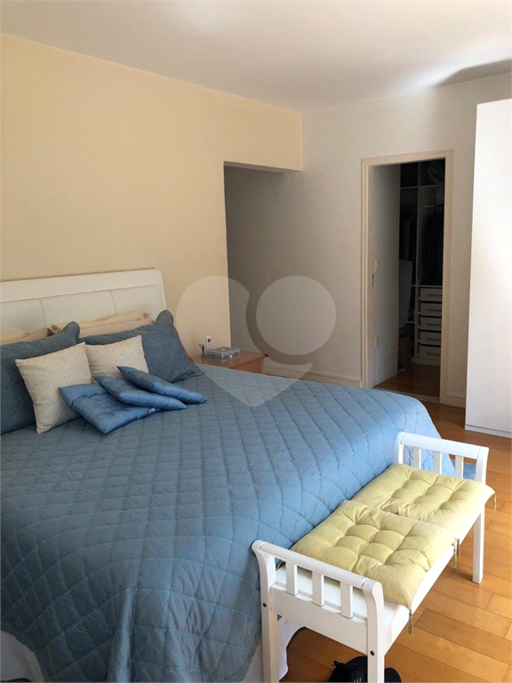 Casa à venda com 5 quartos, 330m² - Foto 15