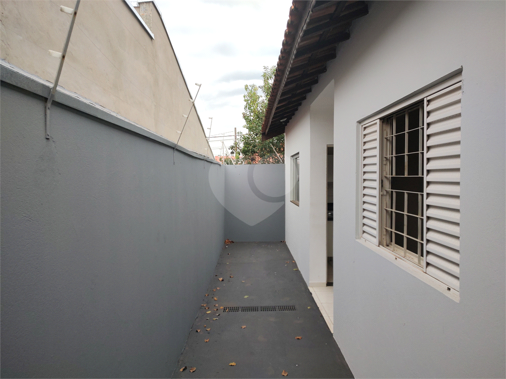 Casa à venda com 2 quartos, 66m² - Foto 20