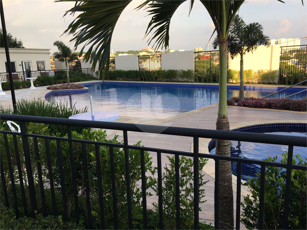 Apartamento à venda com 3 quartos, 83m² - Foto 2