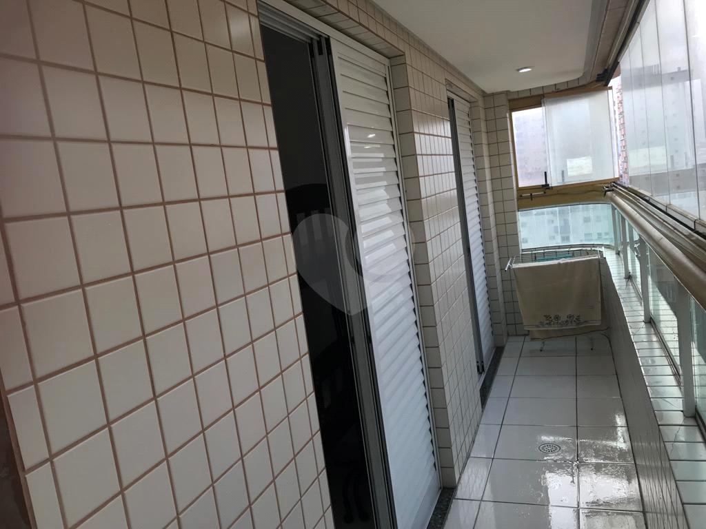 APARTAMENTO em AVIAÇÃO