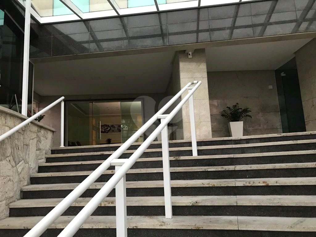 APARTAMENTO em AVIAÇÃO