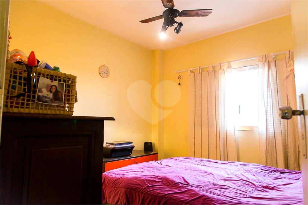 Apartamento à venda com 2 quartos, 70m² - Foto 11