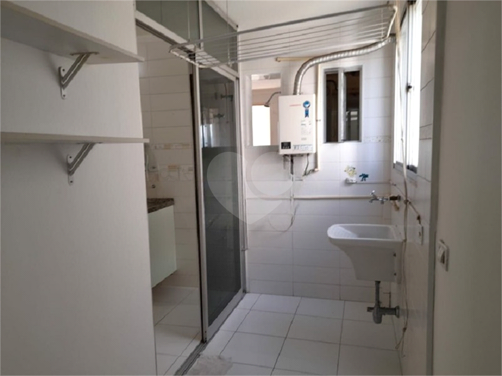 APARTAMENTO em SANTANA