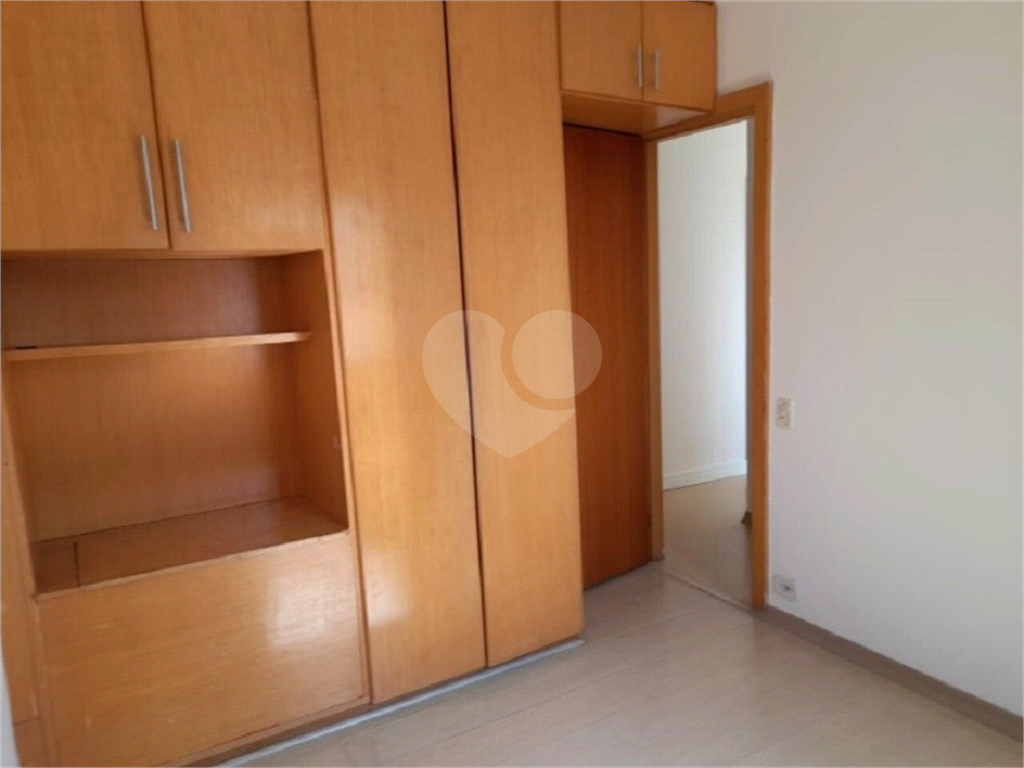 APARTAMENTO em SANTANA