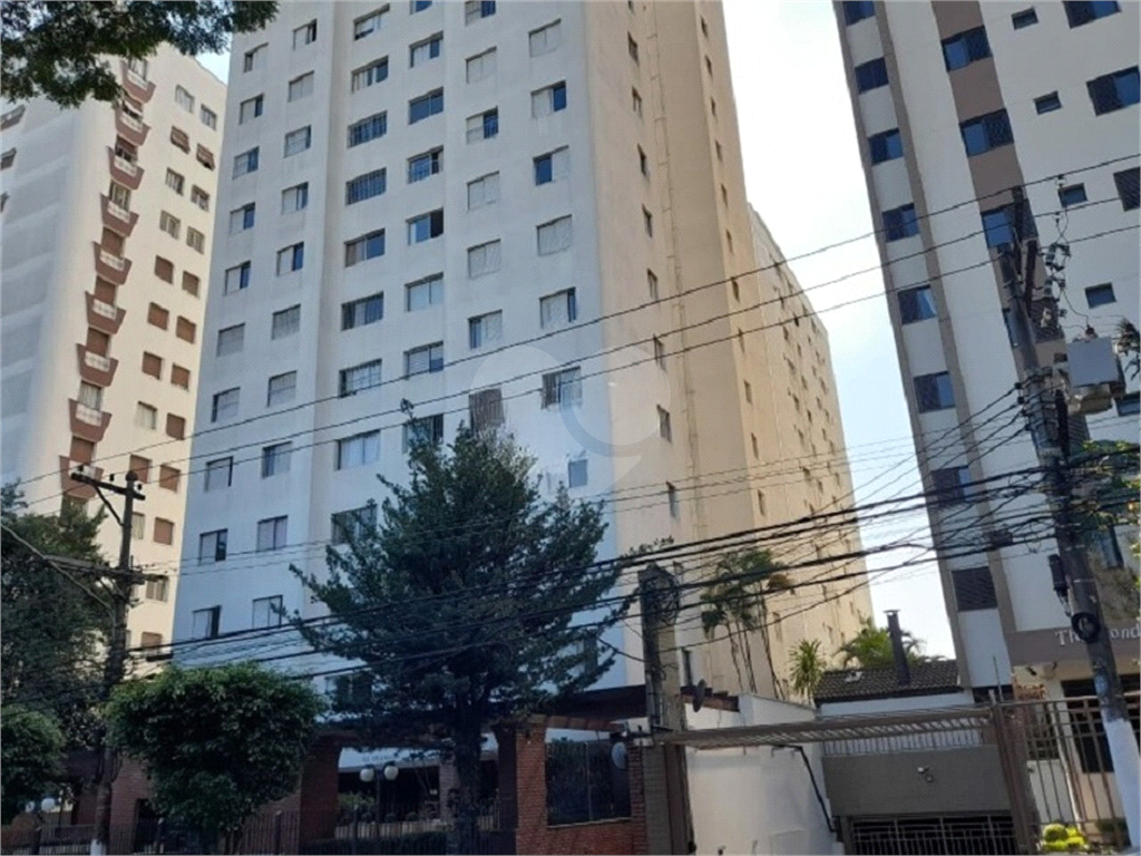 APARTAMENTO em SANTANA