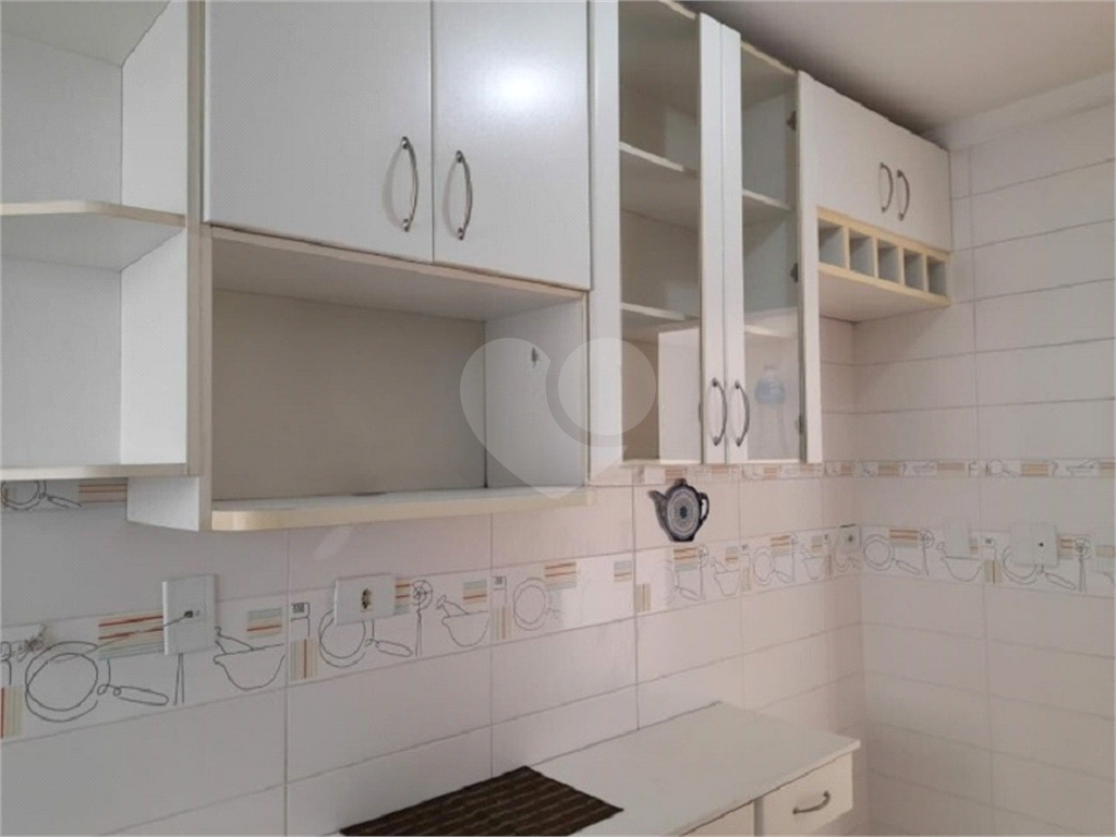 APARTAMENTO em SANTANA
