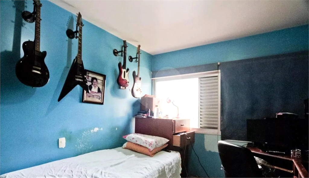 Apartamento 3 dormitórios com varanda, 