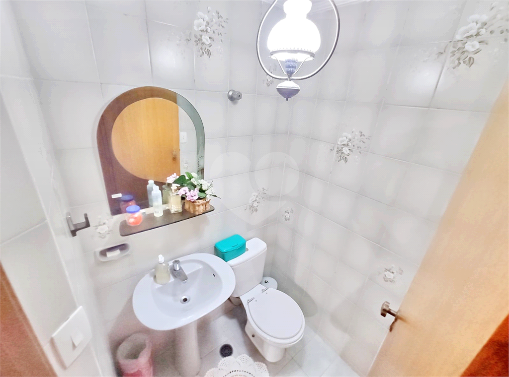 Apartamento 3 dormitórios com varanda, 