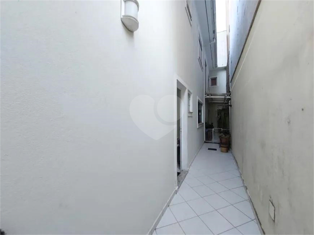 SOBRADO EM MIRANDOPOLIS - RUA DOS LIRIOS - EXCELENTE ESTADO DE CONSERVAÇÃO