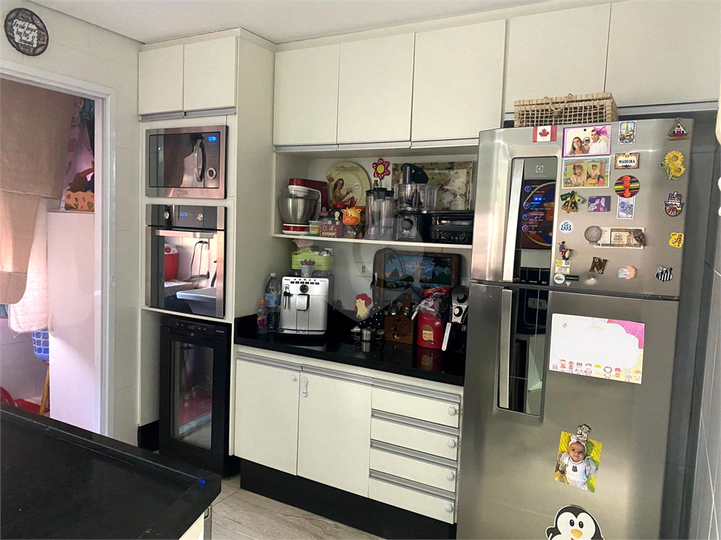 Apartamento à venda com 2 quartos, 68m² - Foto 10