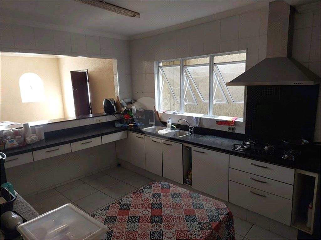 Sobrado à venda com 3 quartos, 240m² - Foto 13