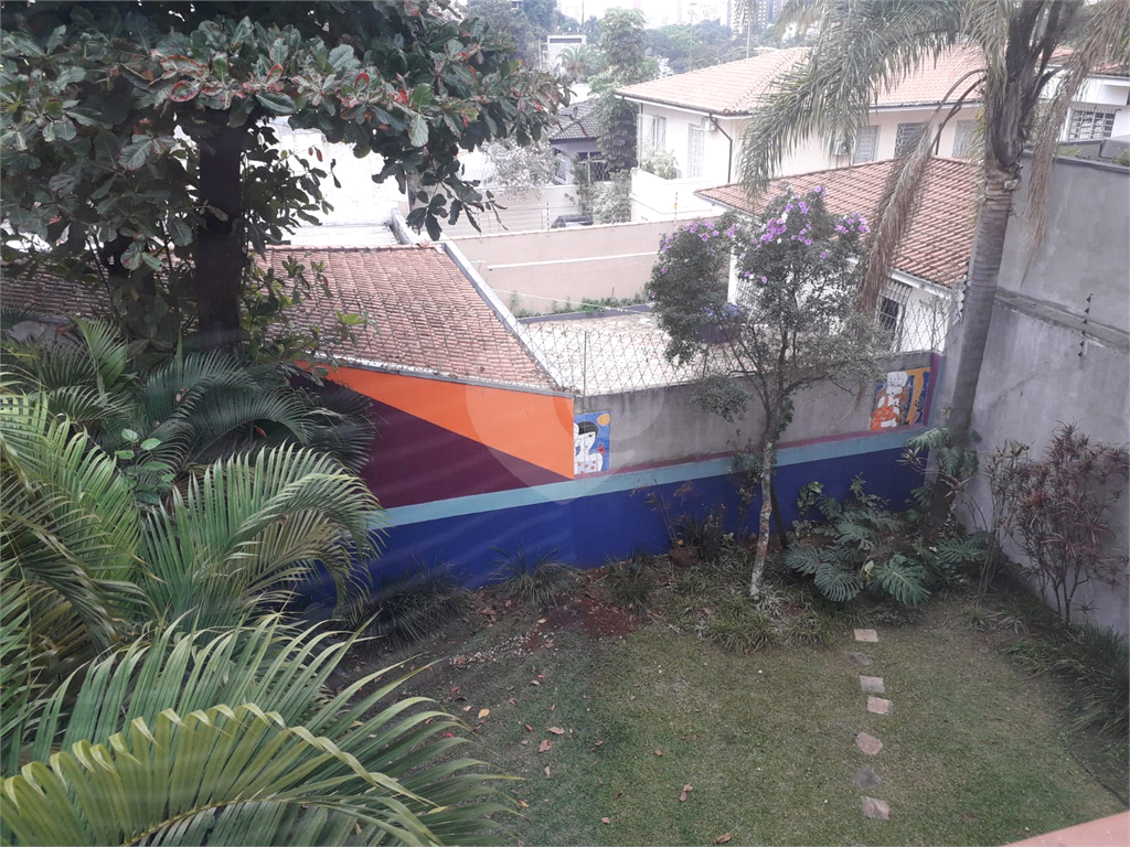 Casa no Pacaembu 300 m²