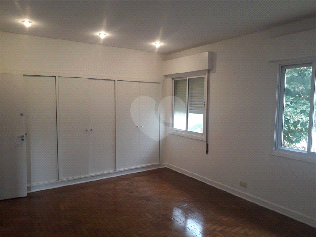 Casa no Pacaembu 300 m²