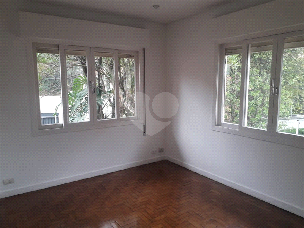 Casa no Pacaembu 300 m²
