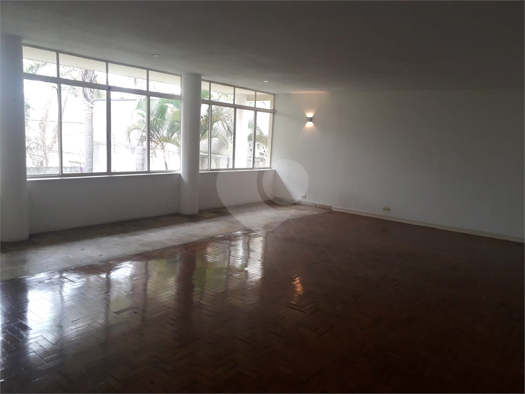 Casa no Pacaembu 300 m²