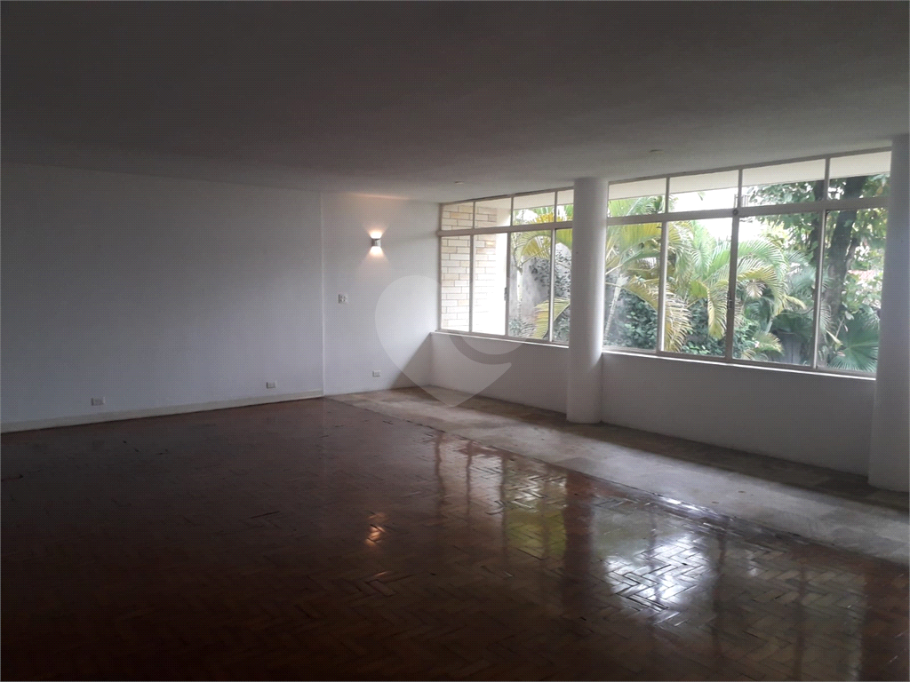 Casa no Pacaembu 300 m²