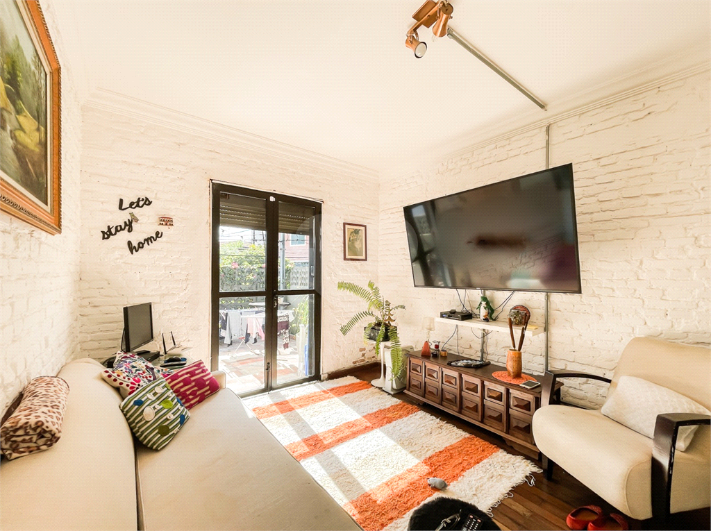 Sobrado para venda na Vila Madalena com 3 quartos com 17 m²