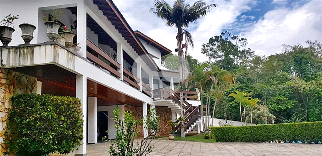 Casa de Condomínio à venda com 4 quartos, 600m² - Foto 4