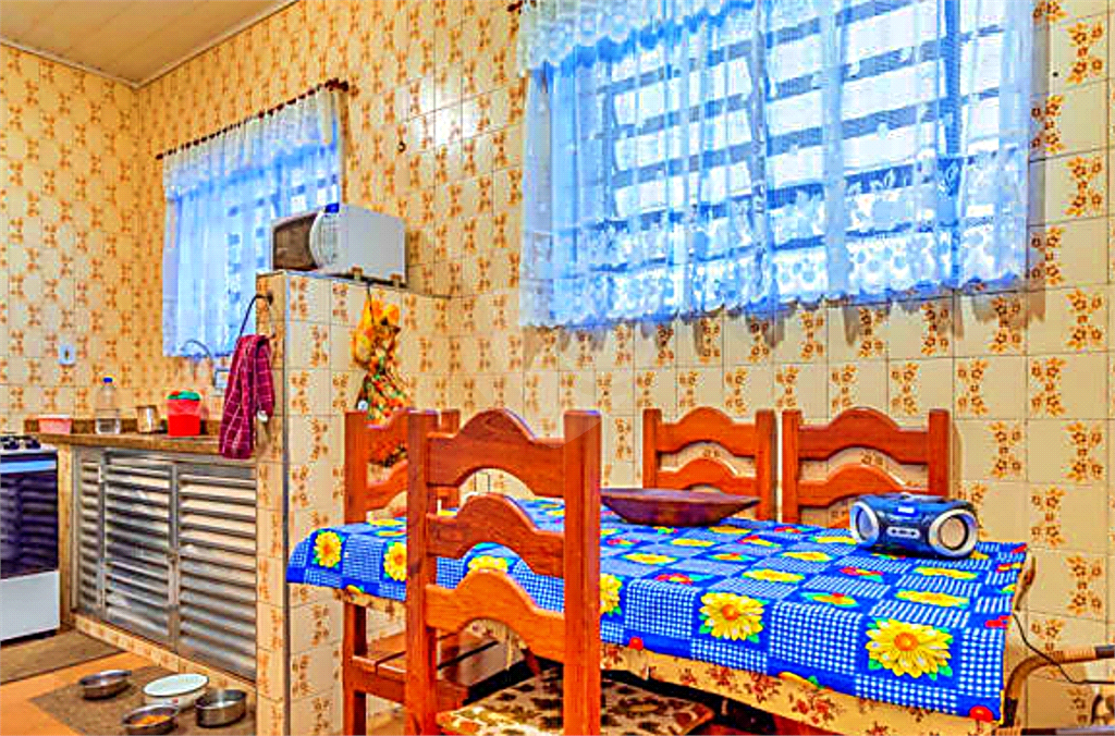Casa 169m²  à venda no bairro Jardim França com 3 dormitórios