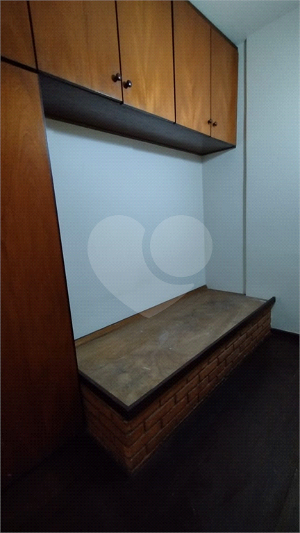 Venda de apartamento 02 dormitórios 01 banheiro sem vaga de garagem na Vila Mariana
