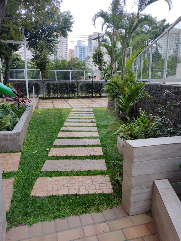 Venda de apartamento 02 dormitórios 01 banheiro sem vaga de garagem na Vila Mariana