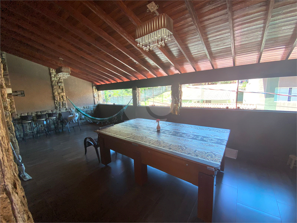 Sobrado à venda com 3 quartos, 207m² - Foto 2