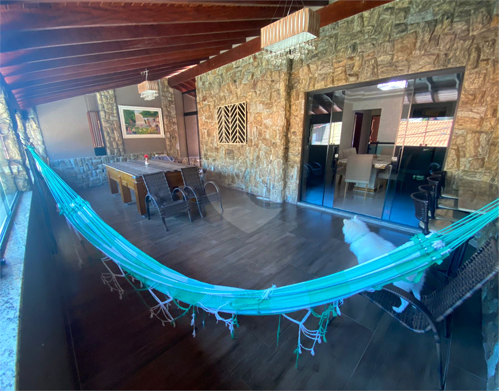 Sobrado à venda com 3 quartos, 207m² - Foto 3