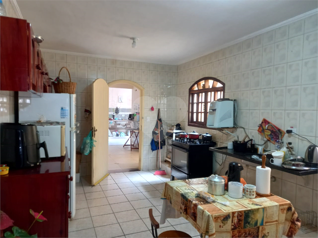 Sobrado à venda com 3 quartos, 172m² - Foto 11