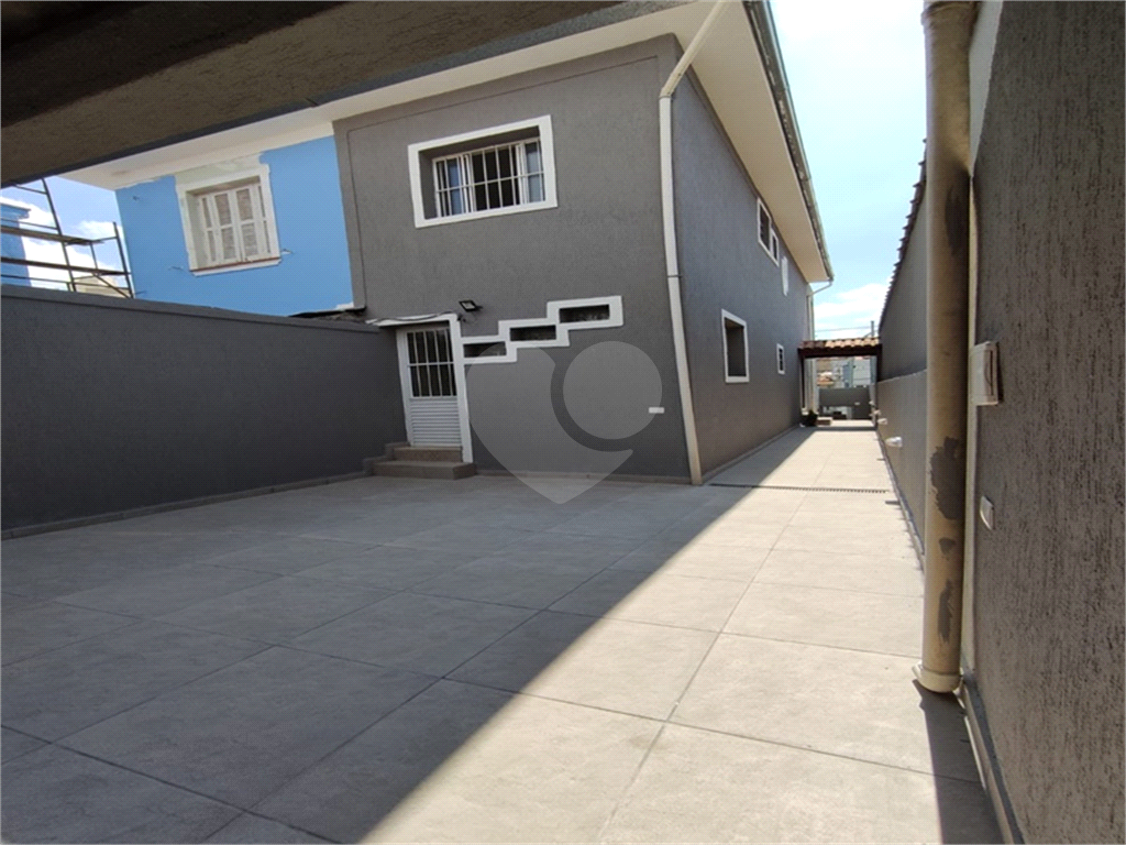 Sobrado à venda com 2 quartos, 150m² - Foto 1