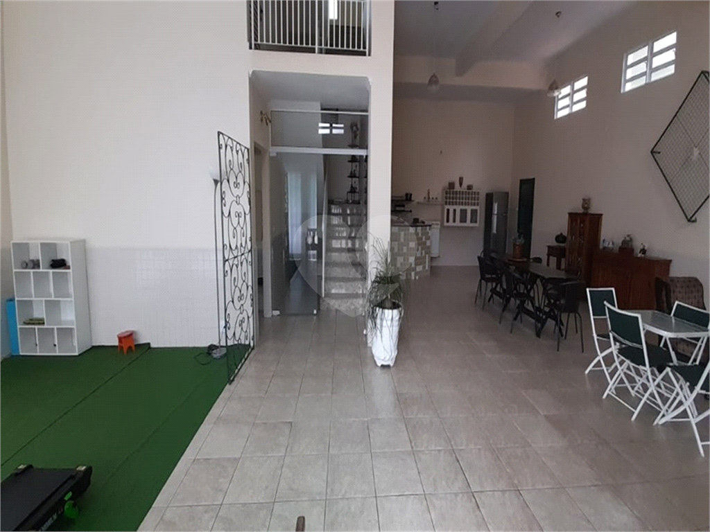 Casa de Condomínio à venda com 5 quartos, 250m² - Foto 13