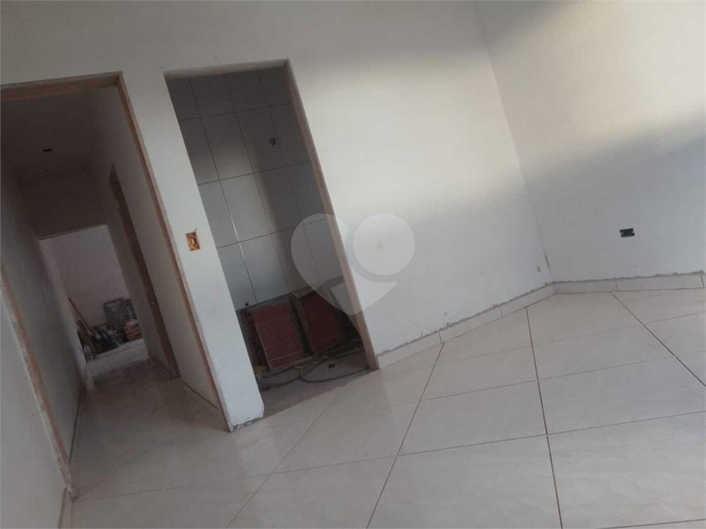 Casa à venda com 2 quartos, 90m² - Foto 10