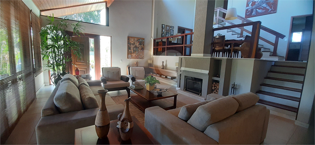 Casa de Condomínio à venda e aluguel com 4 quartos, 390m² - Foto 3