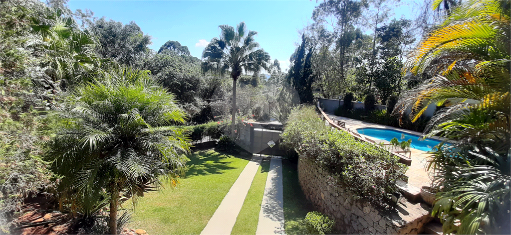 Casa de Condomínio à venda e aluguel com 4 quartos, 390m² - Foto 31