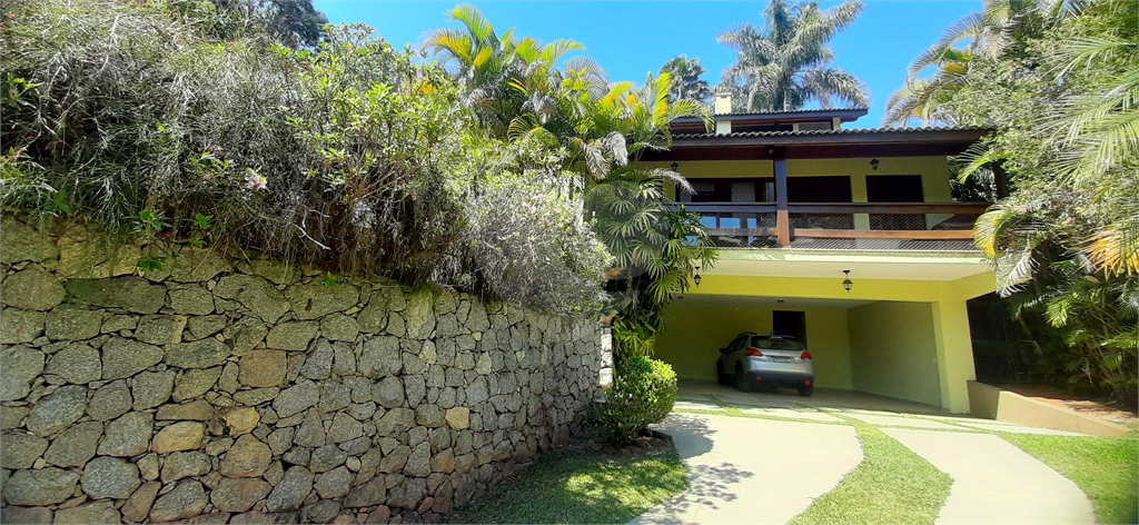 Casa de Condomínio à venda e aluguel com 4 quartos, 390m² - Foto 2