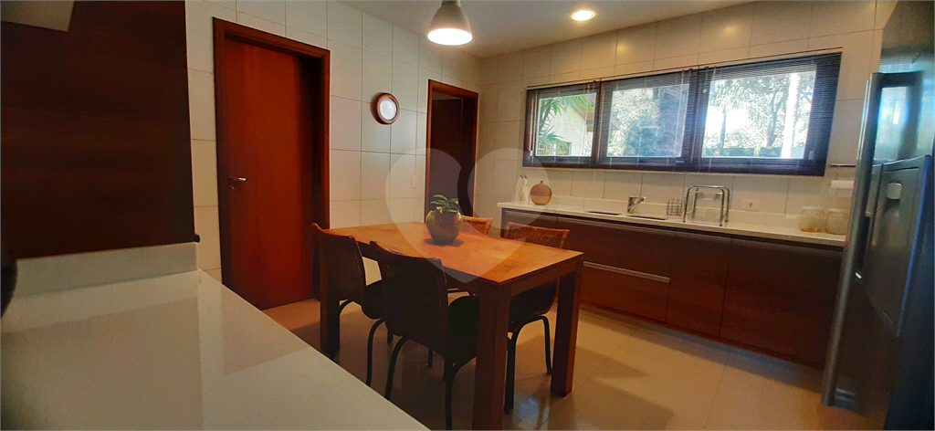 Casa de Condomínio à venda e aluguel com 4 quartos, 390m² - Foto 14